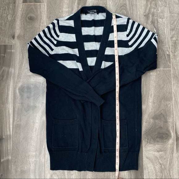 Women’s Forever 21 black and grey stripe cardigan - Picture 2 of 8